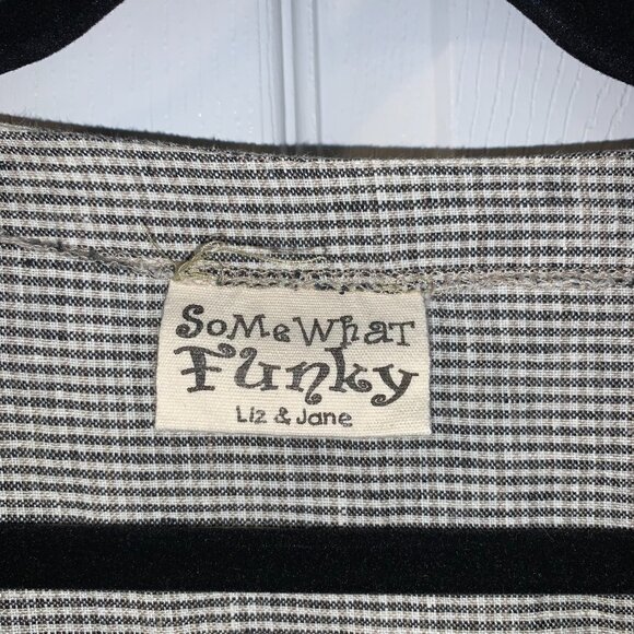 Somewhat Funky Women's Oversized 100% Linen Jacket Size S M Lagenlook Beachy USA - Picture 6 of 7